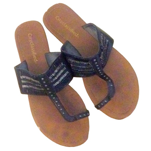 🌞 Cityclassified Black & Silver shiny Beaded flip flop toe loop sandals 7 - Picture 1 of 9